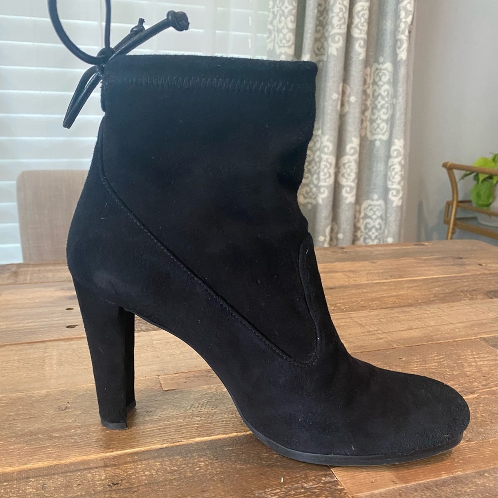 Stuart Weizmann Perfection Booties - Sz 8 - image 5